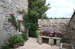 Restful Villa in Largentiere With Swimming Pool