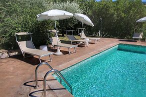 Picturesque Holiday Home in Assisi With Pool