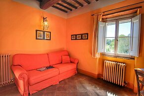 Picturesque Holiday Home in Assisi With Pool