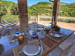 Picturesque Holiday Home in Assisi With Pool