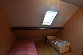 Appealing Chalet in Westouter With Garden