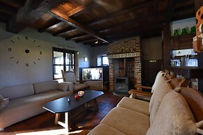 Appealing Chalet in Westouter With Garden