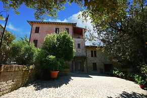 Air-conditioned Flat With Pool and Wellness Area