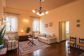 Air-conditioned Flat With Pool and Wellness Area
