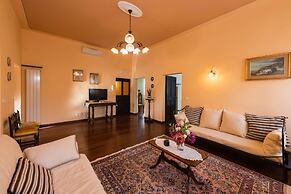 Air-conditioned Flat With Pool and Wellness Area