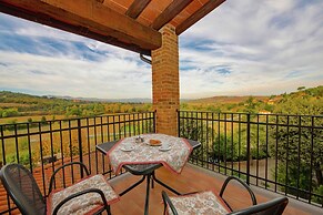 Air-conditioned Flat With Pool and Wellness Area