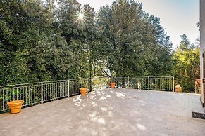 Lovely Apartment in Citerna With Swimming Pool
