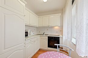 Attractive Apartment in Klutz Near the Sea
