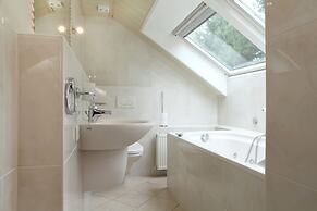 Quaint Villa in Doornspijk With Swimming Pool