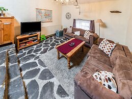Characteristic Holiday Home in Cherain With Balcony