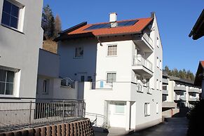 Modern Apartment in Fiss at Ski Bus Stop