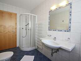 Modern Apartment in Fiss at Ski Bus Stop