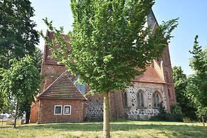Beautiful Apartment in Damgarten With Garden
