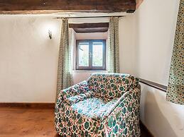 Captivating Apartment in Assisi With Swimming Pool
