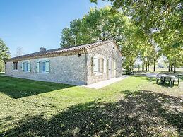 Spacious Holiday Home in Saint-nexans With Terrace