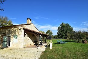 Spacious Holiday Home in Saint-nexans With Terrace