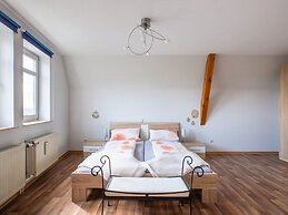 Delightful Holiday Home in Battenberg Near Forest
