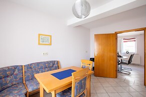 Delightful Holiday Home in Battenberg Near Forest