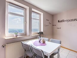 Delightful Holiday Home in Battenberg Near Forest