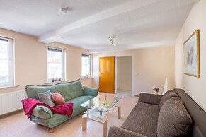Delightful Holiday Home in Battenberg Near Forest
