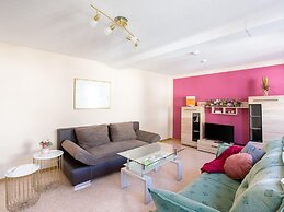 Delightful Holiday Home in Battenberg Near Forest