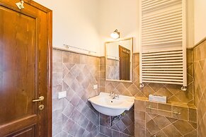 Beautiful Cottage in Dicomano With Swimming Pool
