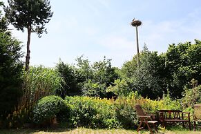 Rustic-style Apartment in Buschenhagen With Garden