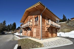 Splendid Chalet in Chamrousse With TV