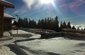 Splendid Chalet in Chamrousse With TV