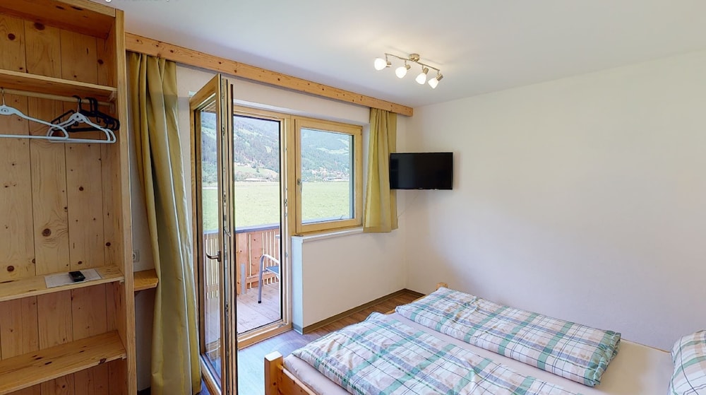 Idyllic Apartment in Stumm With Panoramic View