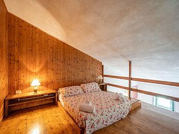 Appealing Apartment in Collesalvetti With Garden