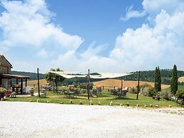 Appealing Apartment in Collesalvetti With Garden