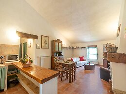 Appealing Apartment in Collesalvetti With Garden