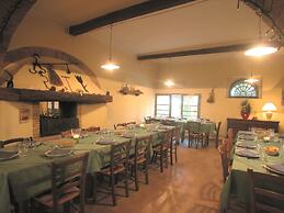Appealing Apartment in Collesalvetti With Garden