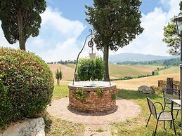 Appealing Apartment in Collesalvetti With Garden