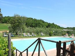 Appealing Apartment in Collesalvetti With Garden