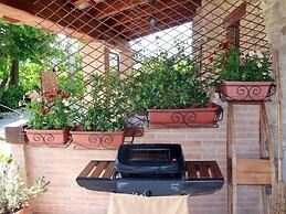 Cozy Apartment With Garden, Patio, Storage, Deckchairs, BBQ