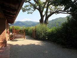 Cozy Apartment With Garden, Patio, Storage, Deckchairs, BBQ
