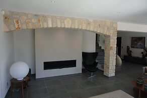 Magnificent Villa in Saint-ambroix With Private Pool