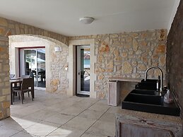 Magnificent Villa in Saint-ambroix With Private Pool