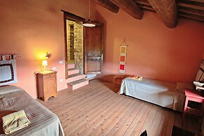 Spacious Farmhouse in Apecchio With Pool