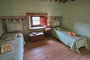 Spacious Farmhouse in Apecchio With Pool