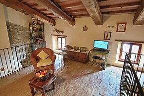Spacious Farmhouse in Apecchio With Pool