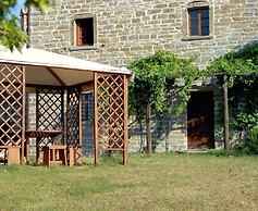 Spacious Farmhouse in Apecchio With Pool