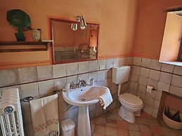 Spacious Farmhouse in Apecchio With Pool