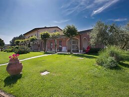 Resort With Pool, Wellness Area and air Conditioning