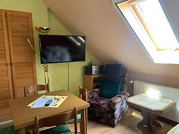 Apartment in Luckaitztal-gossda With Parking Space