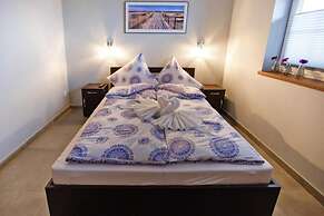 Comfortable Premium Class Apartment, Shared Swimming Pool, Gaski