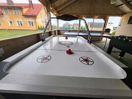 Comfortable Premium Class Apartment, Shared Swimming Pool, Gaski
