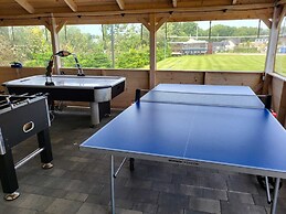 Comfortable Premium Class Apartment, Shared Swimming Pool, Gaski
